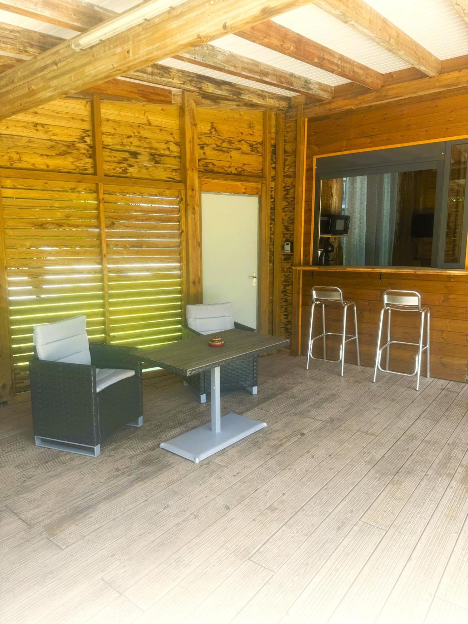 דסהייס Charmant Bungalow Tout Confort Climatise - Terrasse Et Acces Plage ! מראה חיצוני תמונה
